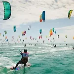 La Petite Voile *