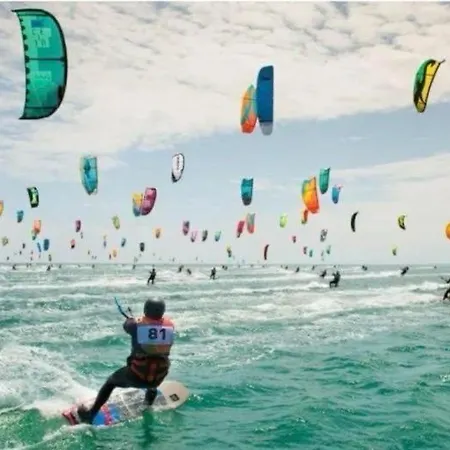 La Petite Voile *